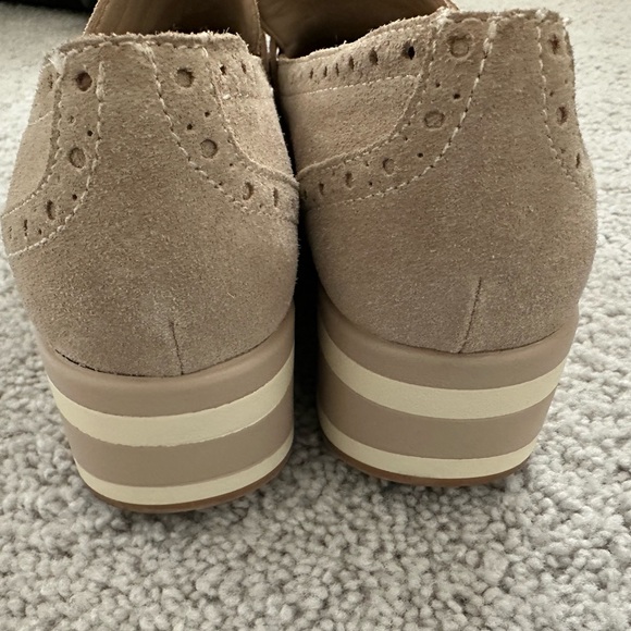 Dolce Vita tan Suede Loafers - Picture 5 of 6